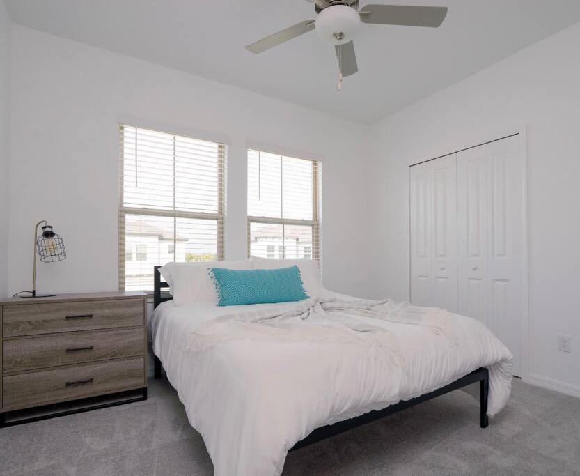 Modern Oasis! 3Br Townhouse In A Lagoon Community Wesley Chapel Extérieur photo